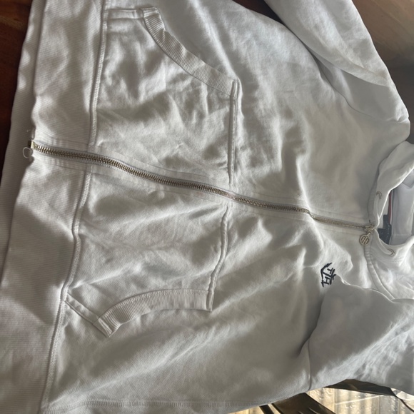 Sweatshirt - Picture 5 of 5